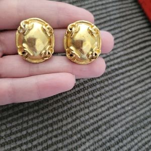 Chanel vintage earings